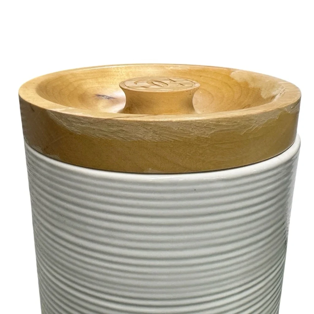 Williams Sonoma | Set of 3 White Ribbed Ceramic Canister with Wooden Lids